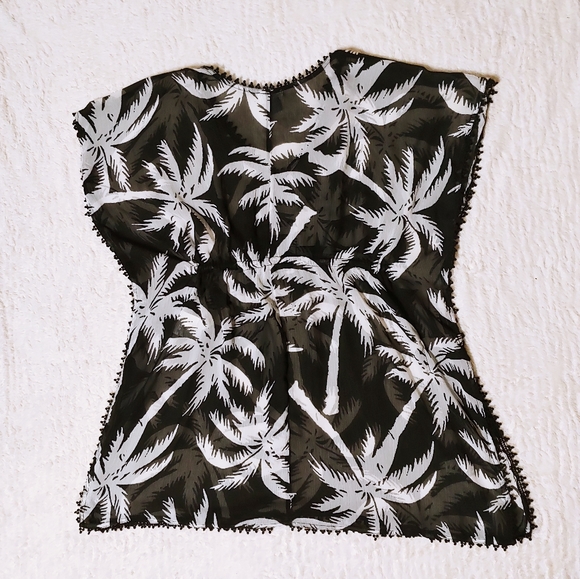 Palm Tree Tee - Picture 5 of 12